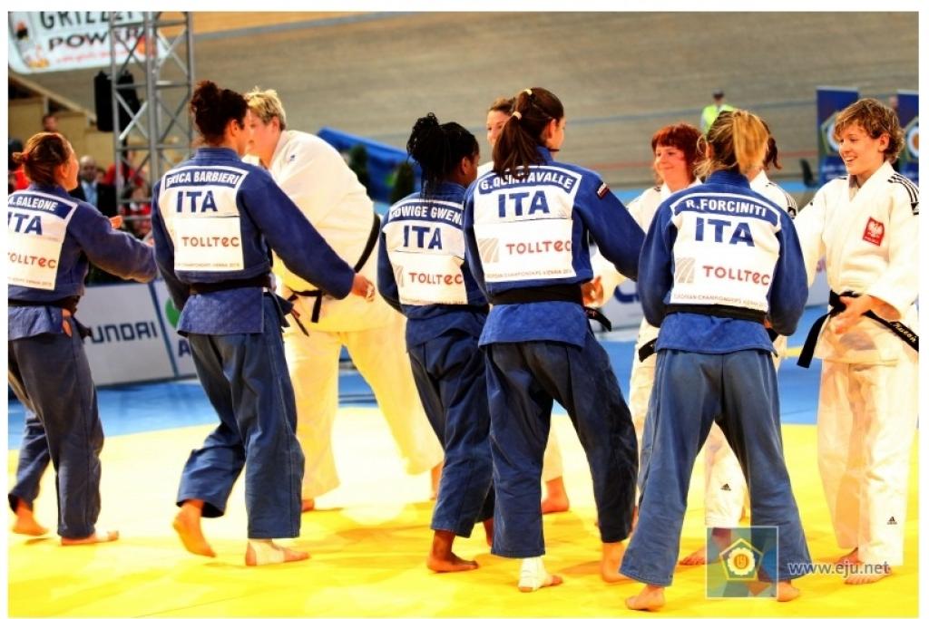 Italy enjoys gold medal success at women Team event