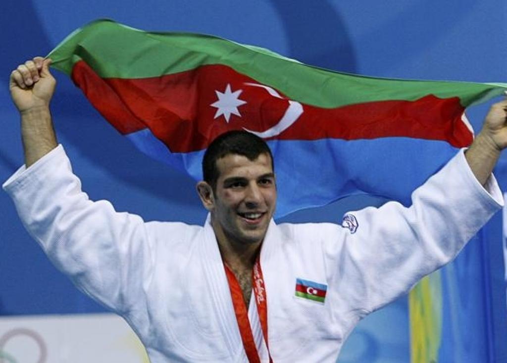 Azerbaijan takes golden start of 2011