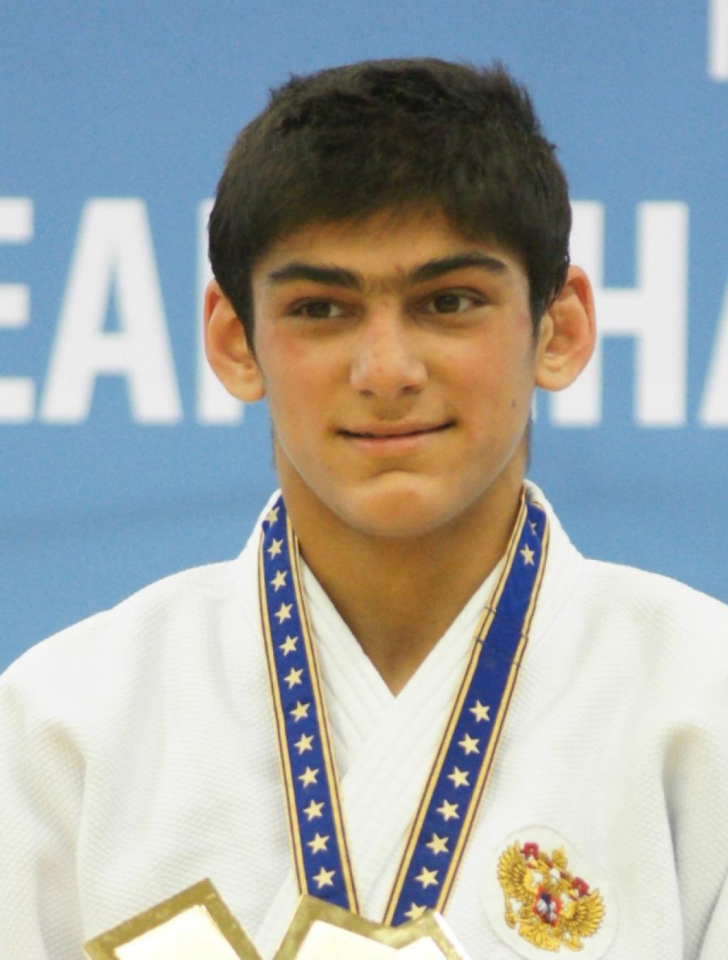 Sakhavat Gadzhiev takes second world title