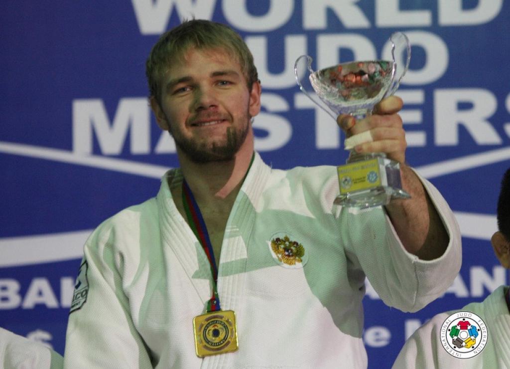 Russia strikes at men's heavyweights taking two gold medals