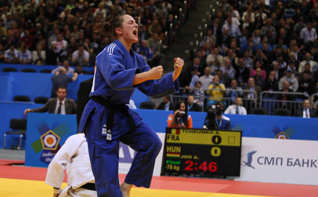Abigel Joo cheers for second European title