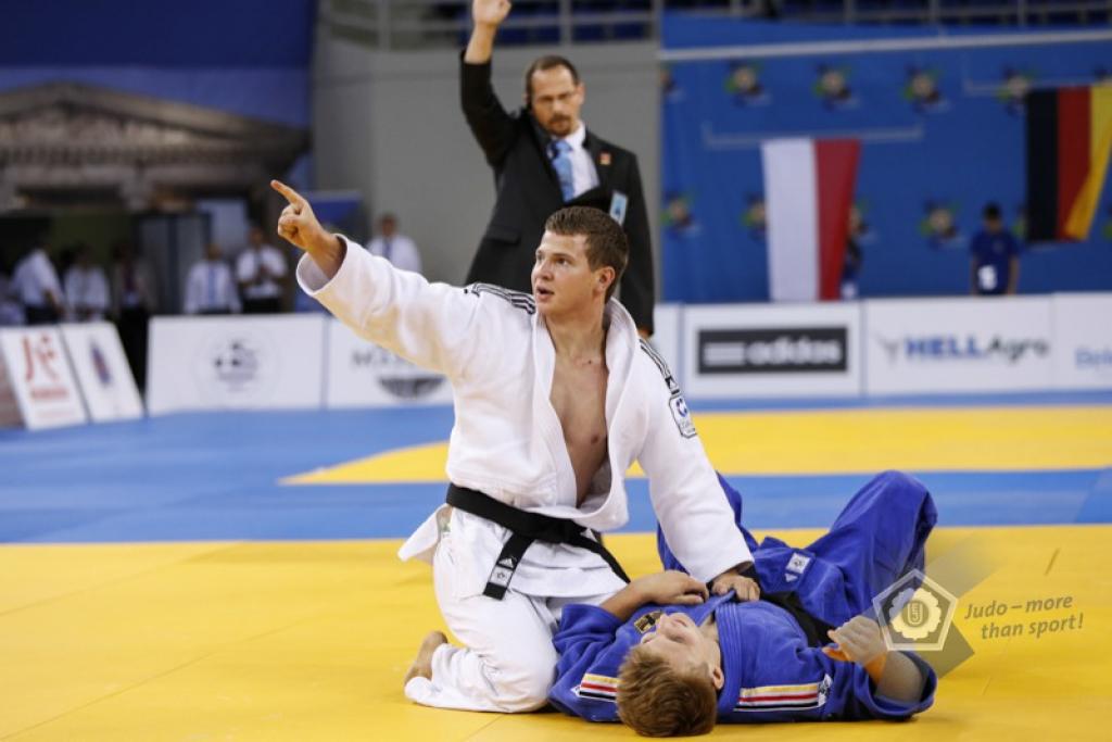 RUSSIA GRABS LEAD IN MEDAL STANDINGS AT THE EUROPEAN CADET CHAMPIONSHIPS