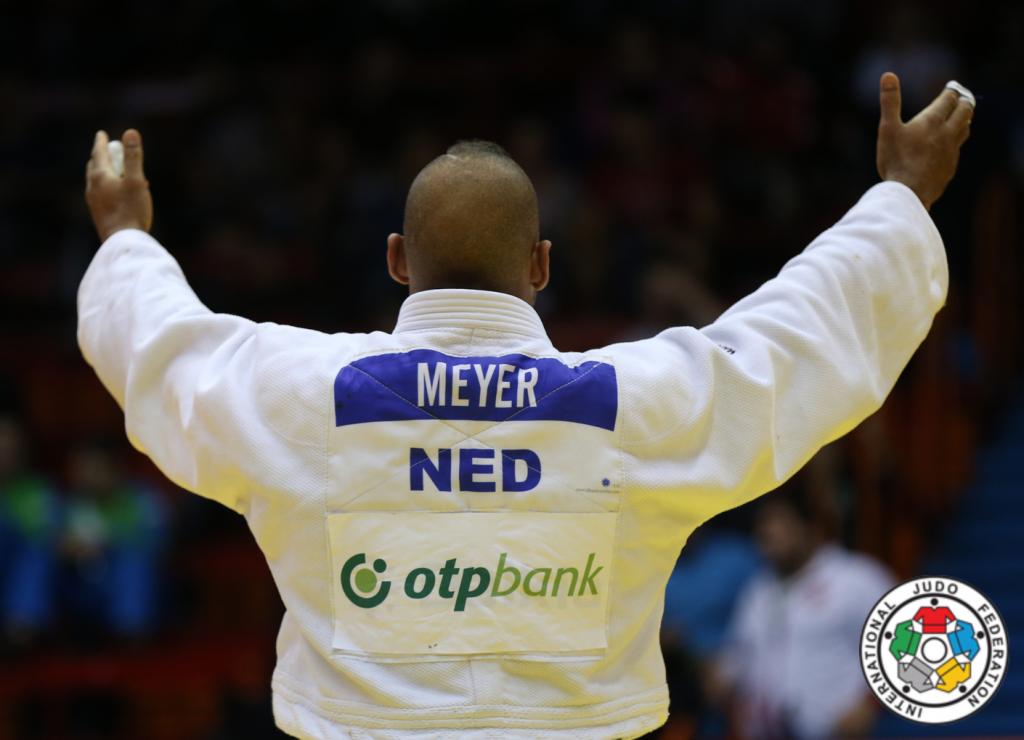 ROY MEYER CLIMBING HEAVWEIGHT LADDER WITH GOLD MEDAL AT ZAGREB GRAND PRIX