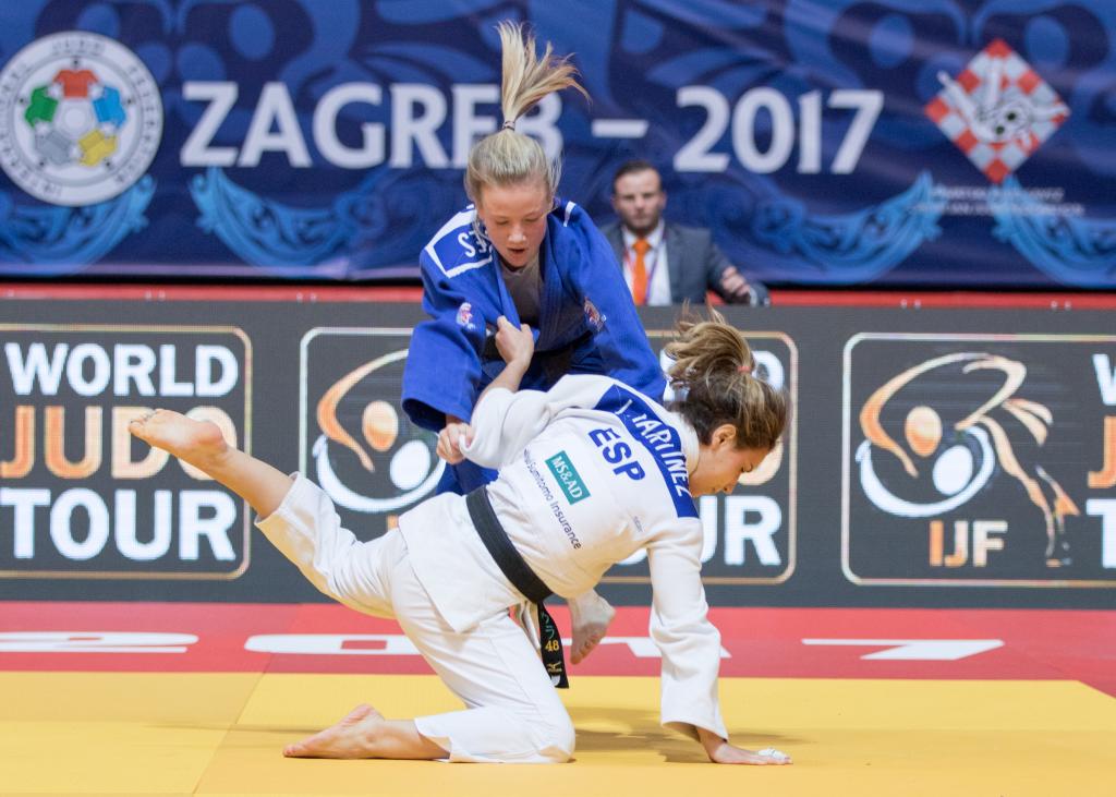 AMBER IS GOLDEN GIRL ON OPENING DAY OF JUNIOR WORLD CHAMPIONSHIPS