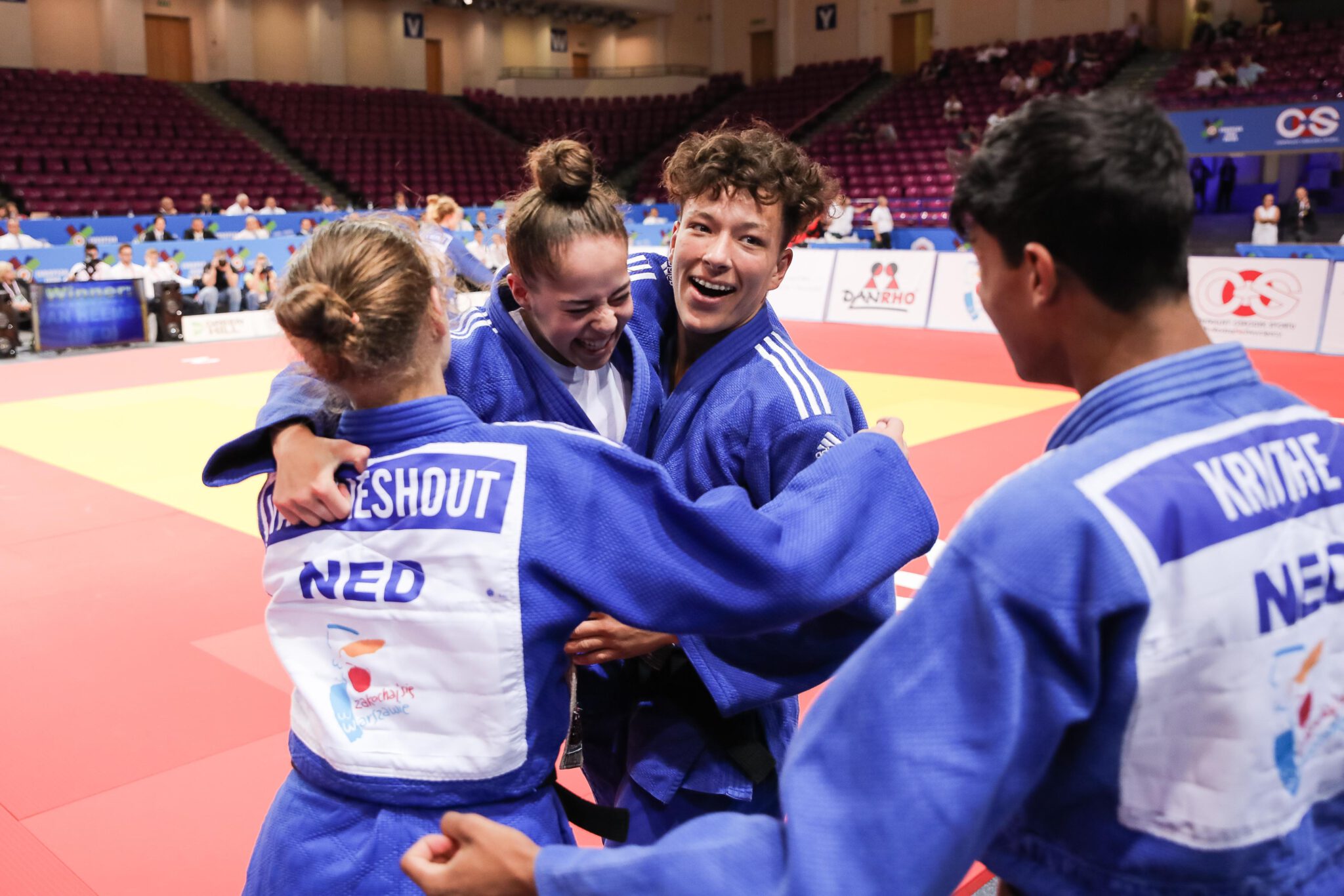 RETURN TO COMPETITION FOR CADETS AND JUNIORS FOLLOWING SENIOR WORLD CHAMPIONSHIPS