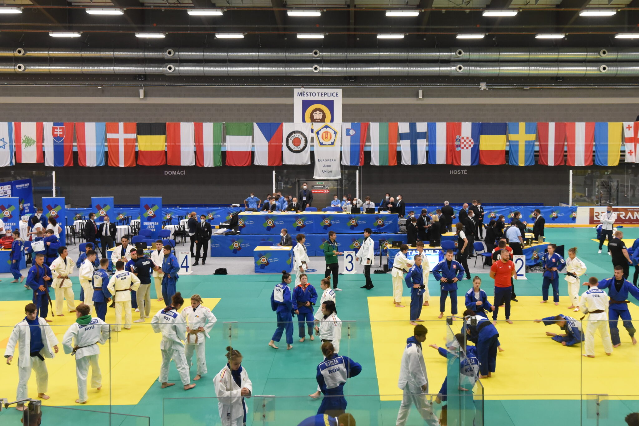 COMPETITION RETURNS TO CZECH REPUBLIC WITH JUNIORS