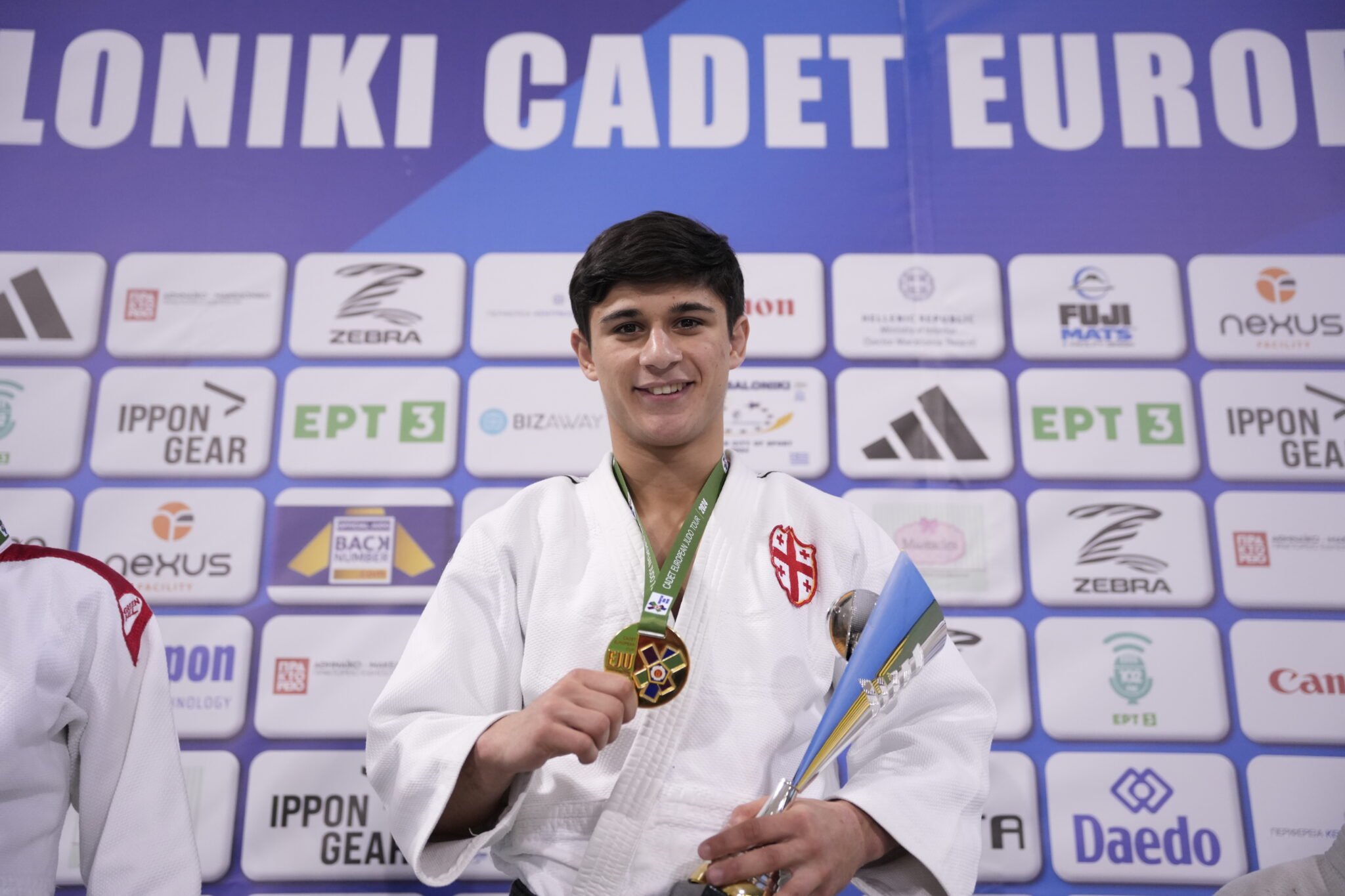 GIVISHVILI STAYS ON TOP DESPITE WEIGHT CHANGES 