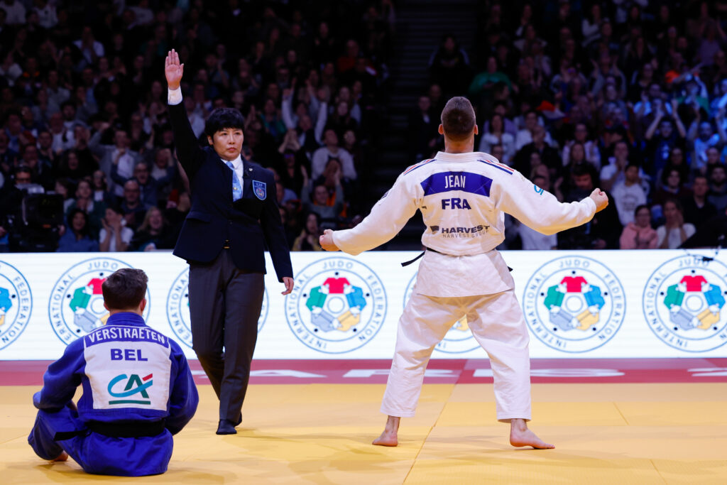 Enzo jean (FRA) performing Ura Nage