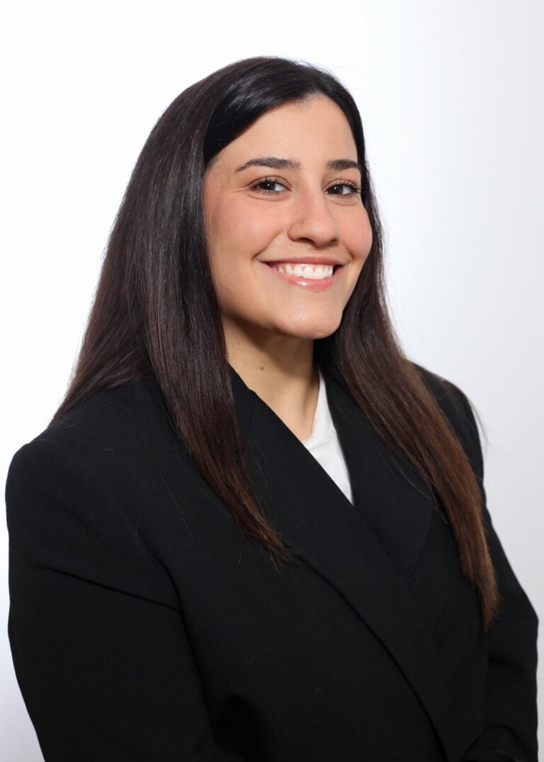 Ms. Carla Montanez Peirot