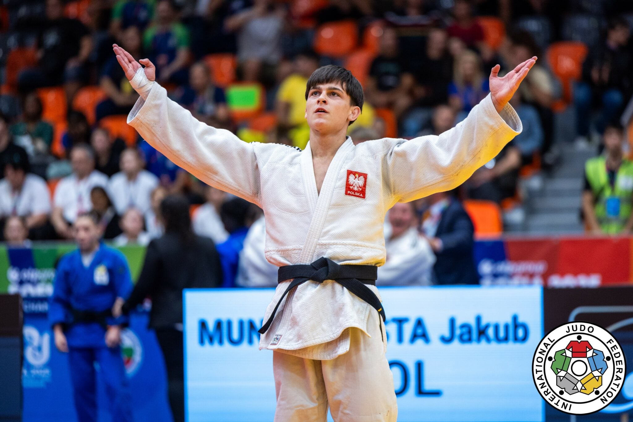 Muniz Acosta and Kuligin Brings Home the Hardware