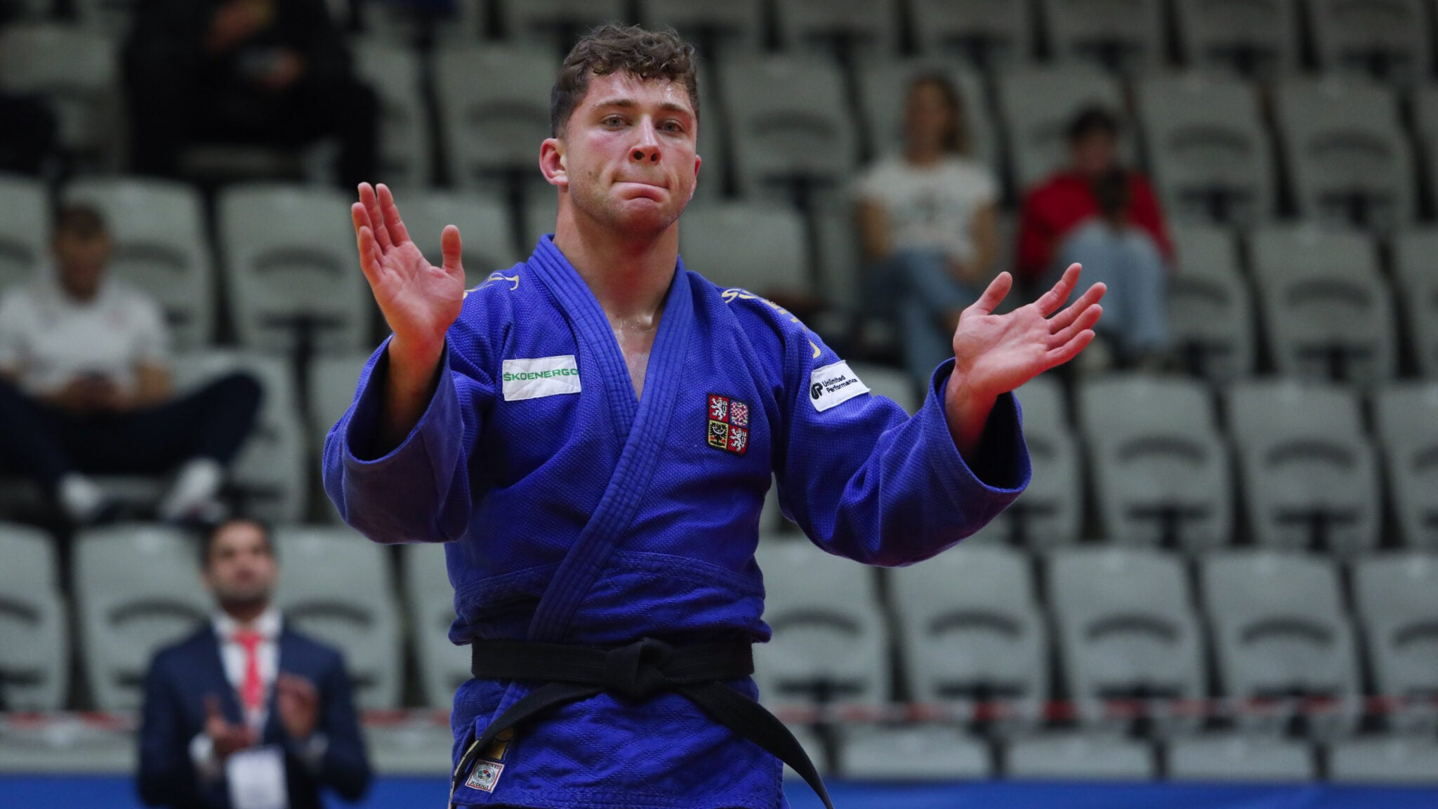 Sensational Adam Kopecký Leads Czech Glory