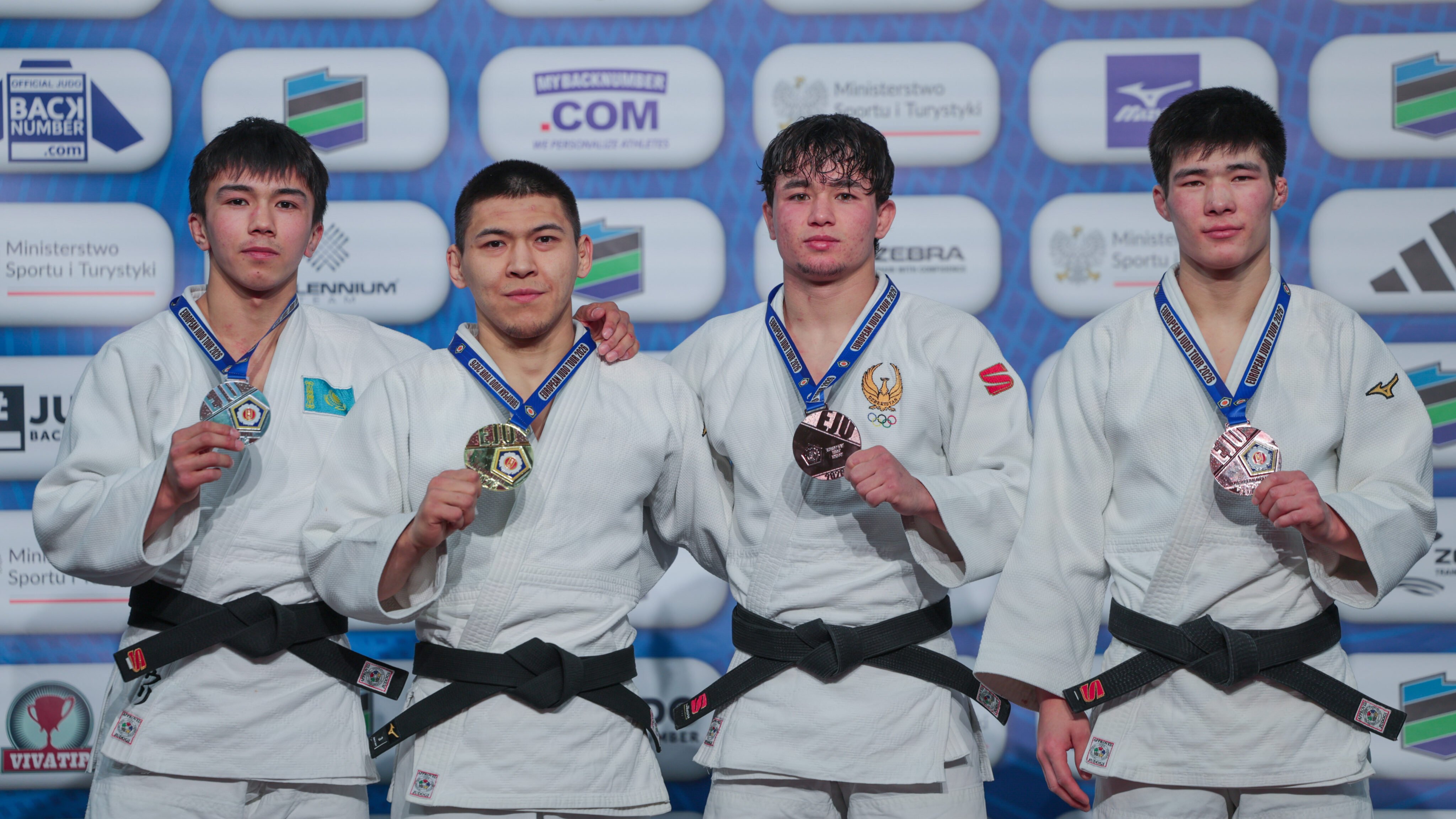 Podium -60kg category 