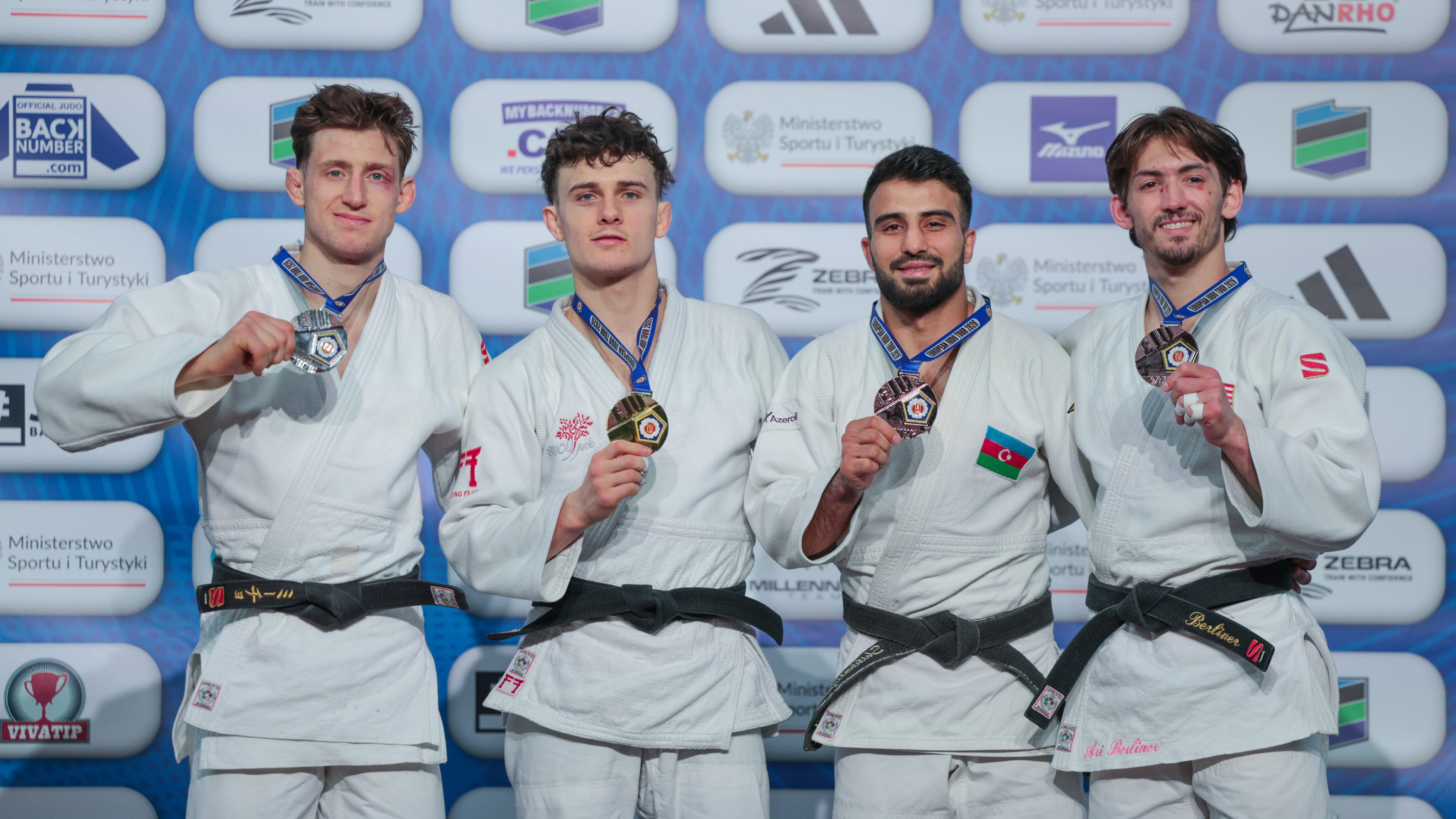 Podium -66kg category 