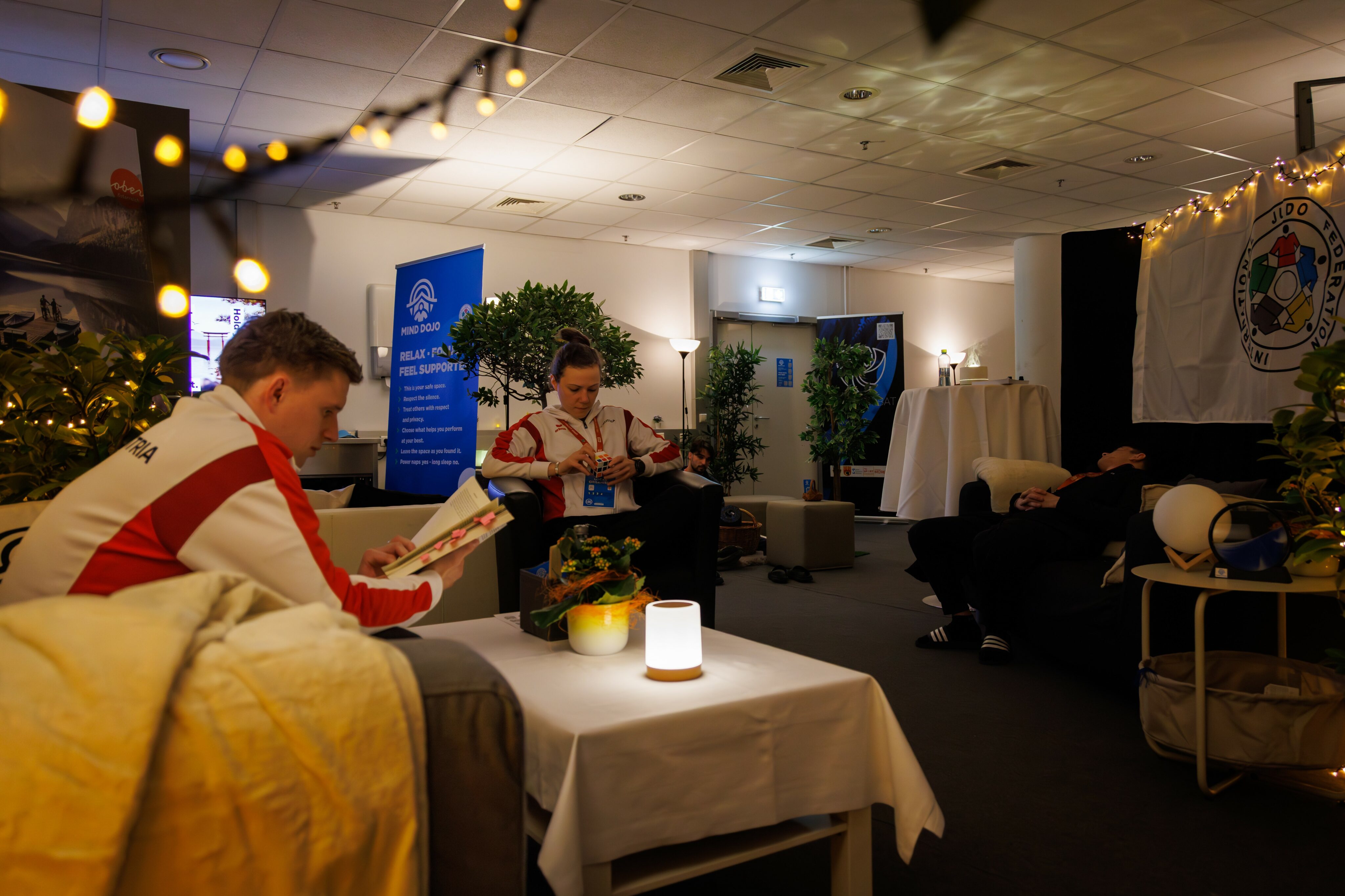 World Premiere World Premiere