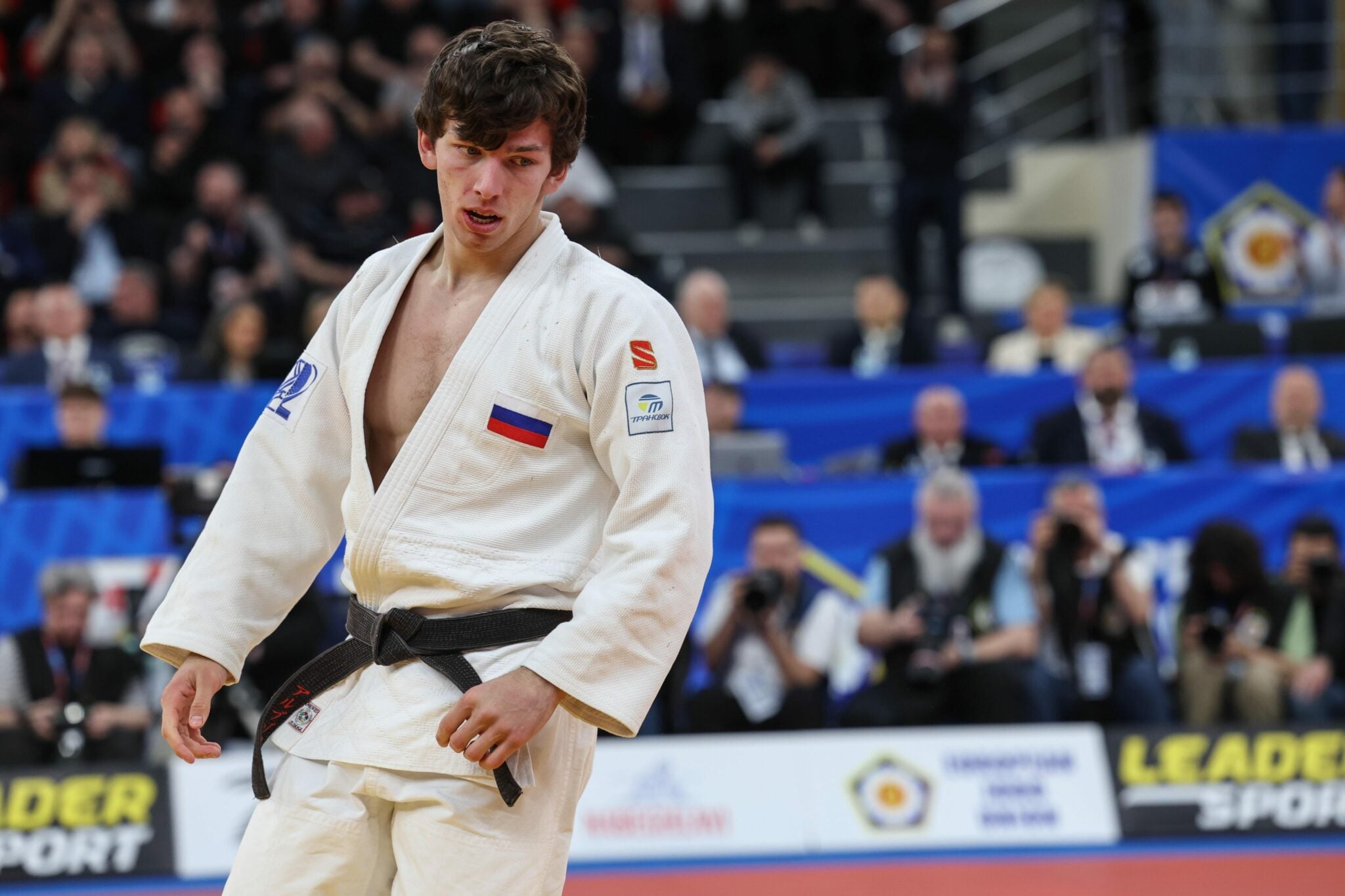 Arbuzov Is Thinking Beyond This Weight Class